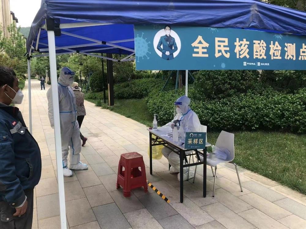 產(chǎn)發(fā)戰(zhàn)疫 | 園區(qū)巾幗不輸男兒，退伍黨員連續(xù)沖鋒在第一線